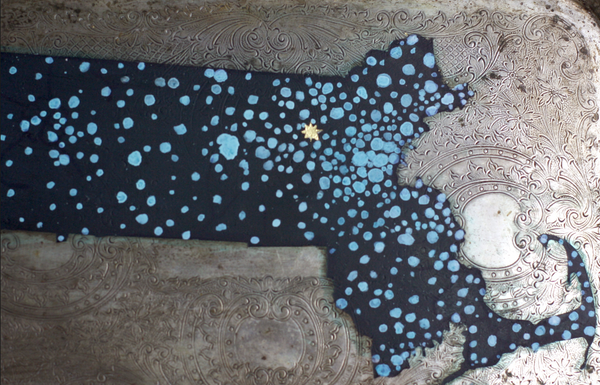 Tray-Wild as the Wind Series, Massachusetts in Cerulean Blue Dots Design With Gold Leaf Star